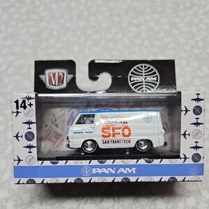 M2 Machines 1964 Dodge A100 Panel Van Premium Die-cast Pan Am R79 24-41